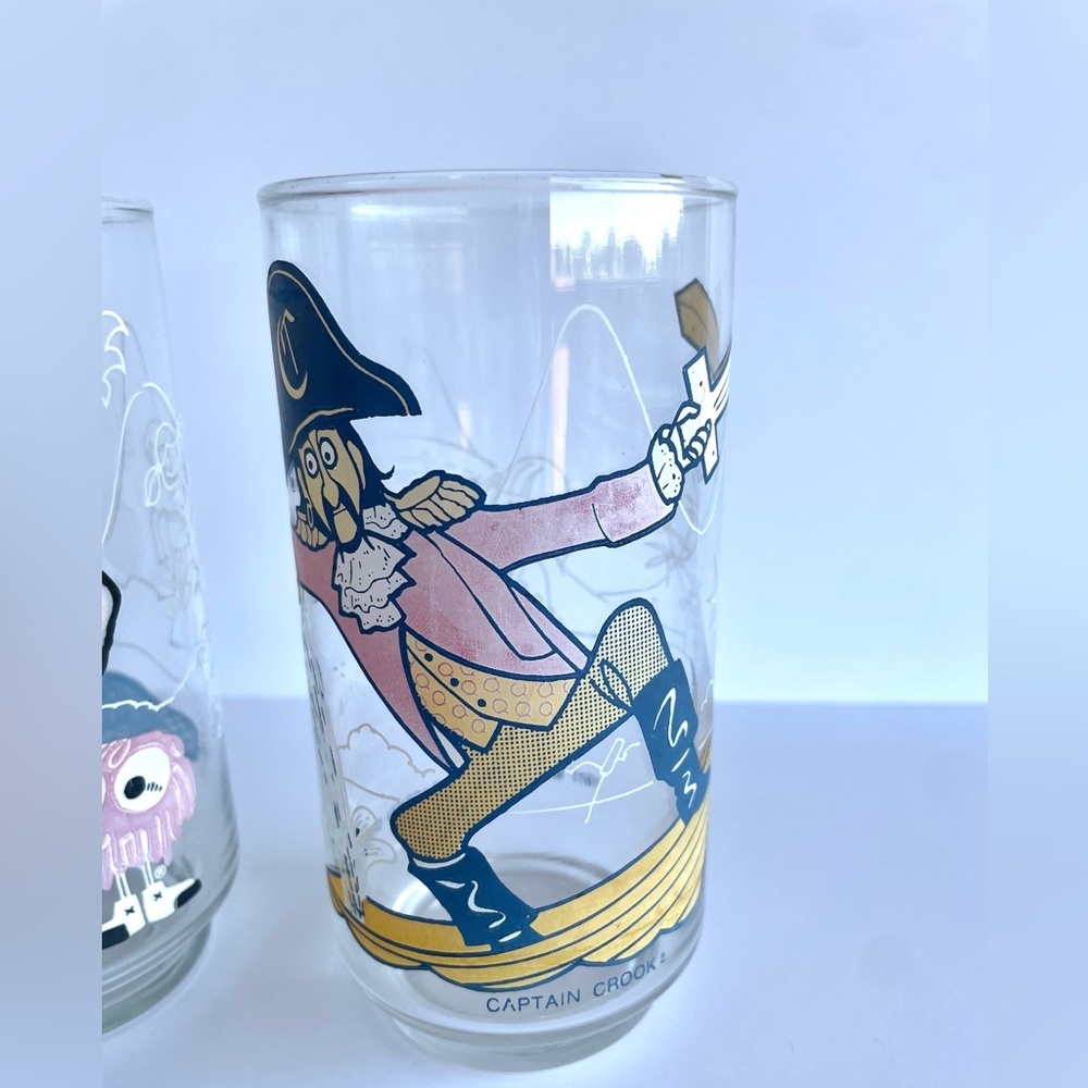 McDonaldland Action Series Ronald McDonald & Friends Drinking Glass’s Vtg 1977 - Picture 4 of 7